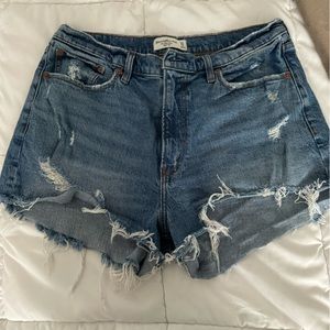 Abercrombie and Fitch “Mom Short High Rise” Curve Love Jean Shorts